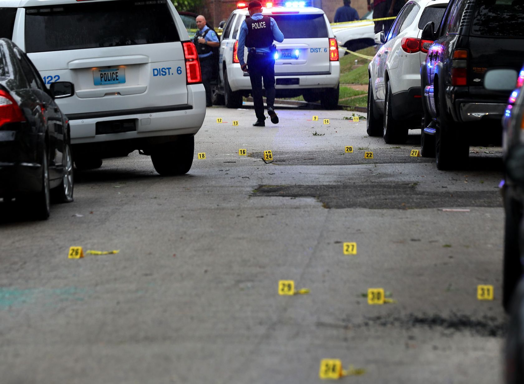 Three people shot in the 4100 block of Dressell Ave